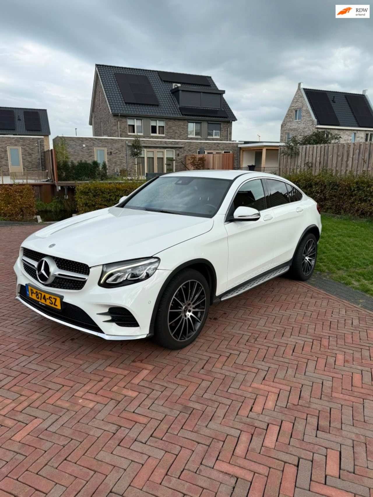 Mercedes-Benz GLC-klasse Coupé - 250 4MATIC Premium Plus 250 4MATIC Premium Plus - AutoWereld.nl