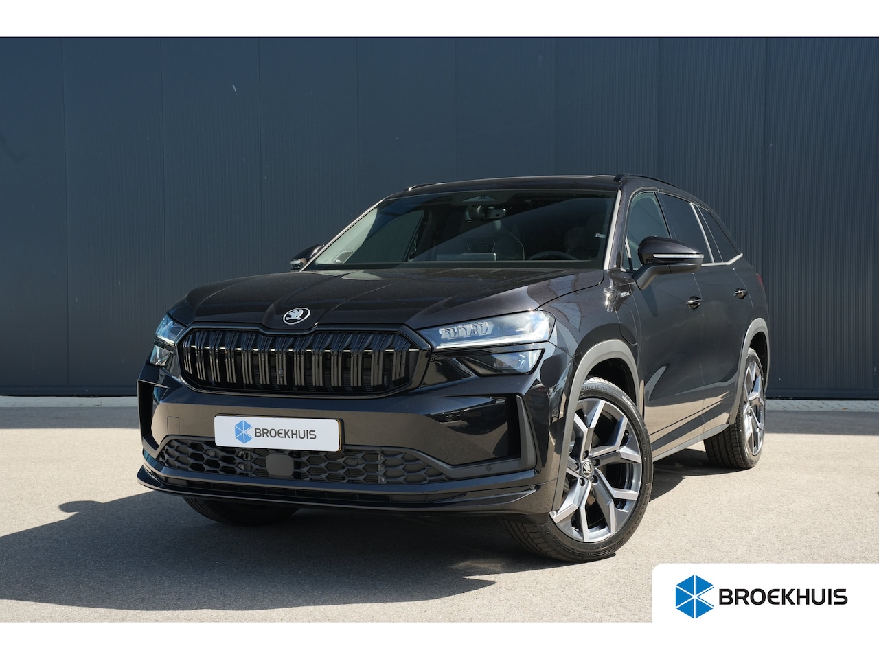 Skoda Kodiaq - 1.5TSI PHEV 204pk Sportline Business | Panoramadak | CANTON | Trekhaak | 20" | Camera | Ad - AutoWereld.nl