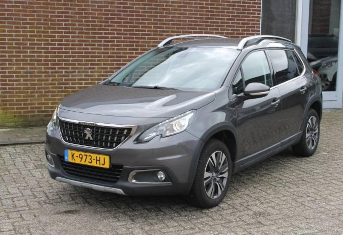 Peugeot 2008 - 1.2 PureTech 110pk S&S Allure - AutoWereld.nl