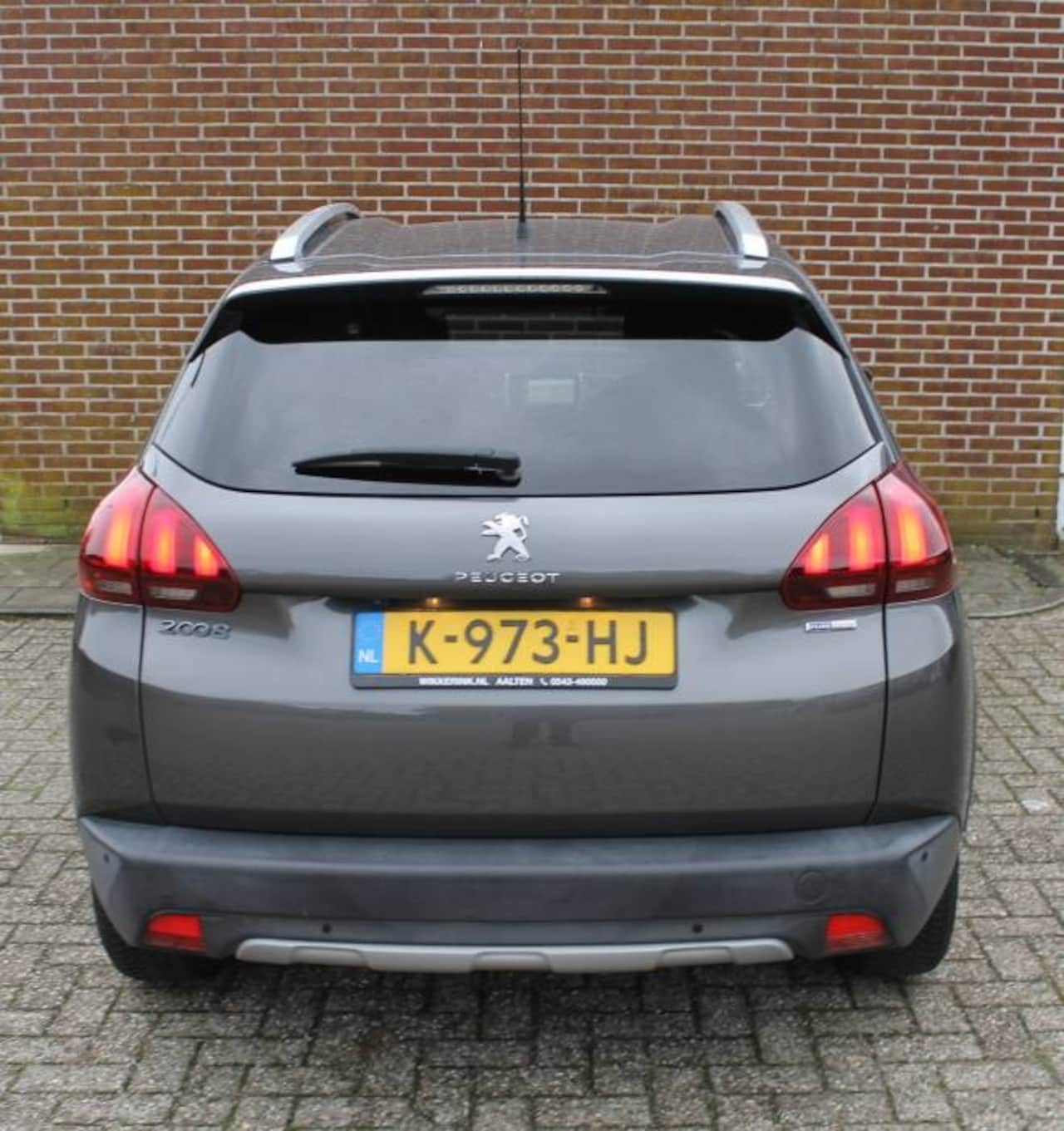 Peugeot 2008 - 1.2 PureTech 110pk S&S Allure
