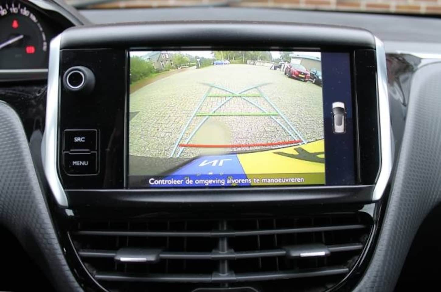 Peugeot 2008 - 1.2 PureTech 110pk S&S Allure