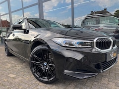 BMW 3-serie Touring - 318i CarPlay | Navi | HUD | 360 Camera
