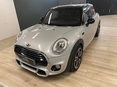 MINI 5-Deurs - 1.5 Cooper Chili JCW head up sportstoelen navi 5 drs