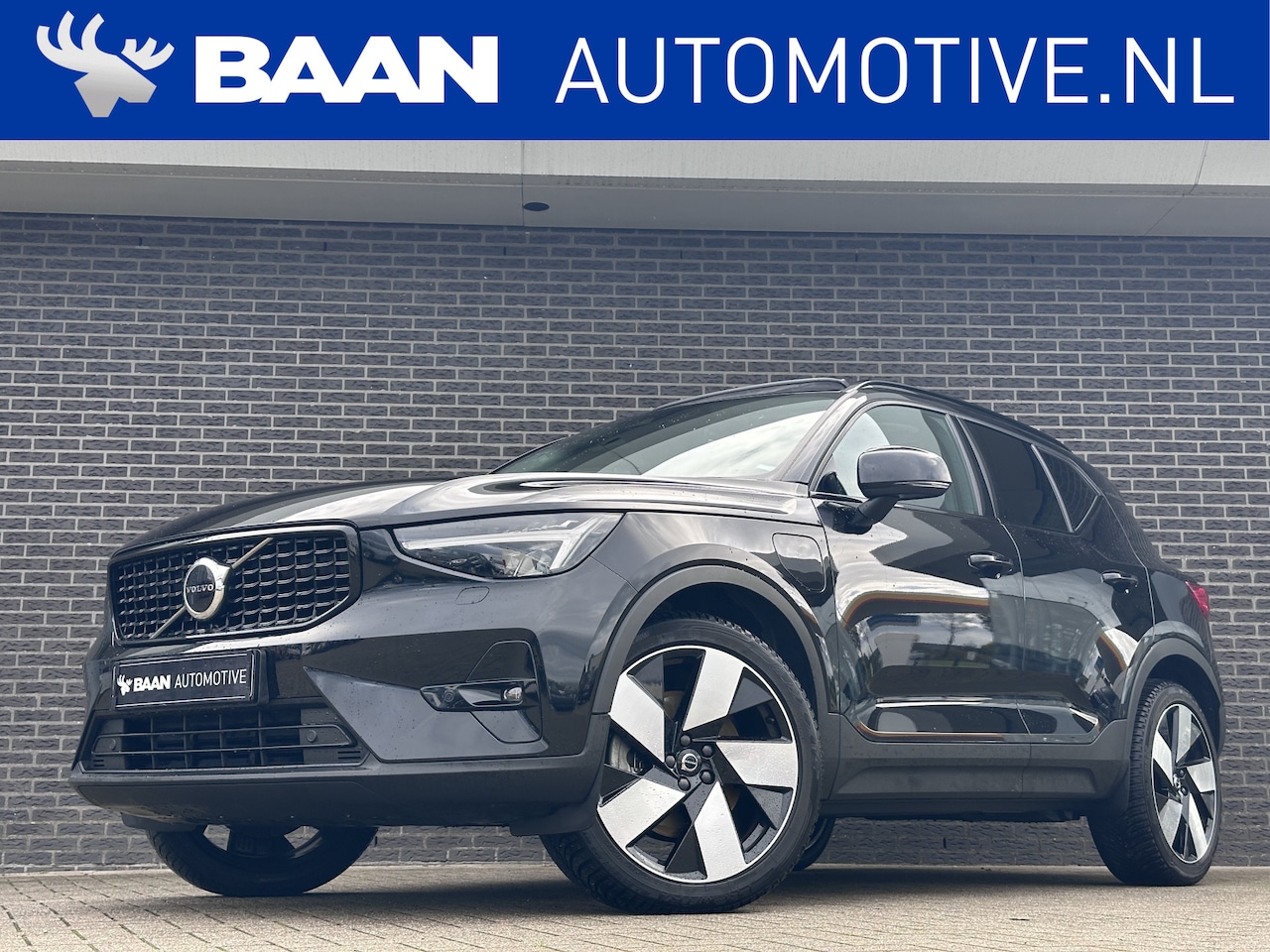Volvo XC40 - 1.5 T5 Plug-in hybrid Ultimate Dark | Panoramadak | Leder | Camera | Stoel-/stuurverwarmin - AutoWereld.nl