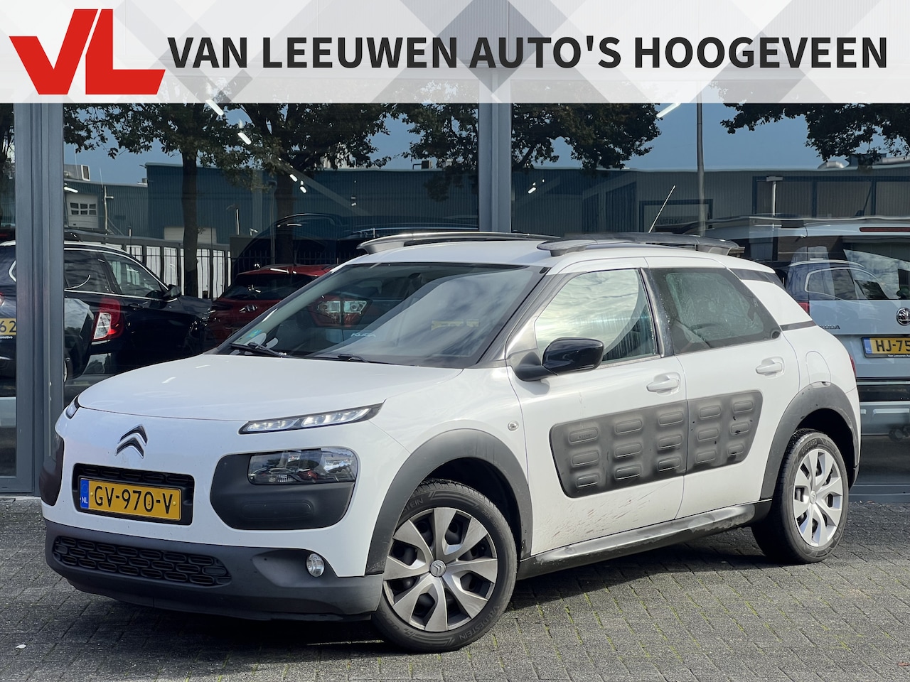 Citroën C4 Cactus - 1.2 PureTech Feel | Nieuw binnen | Trekhaak | Goed onderhouden! - AutoWereld.nl