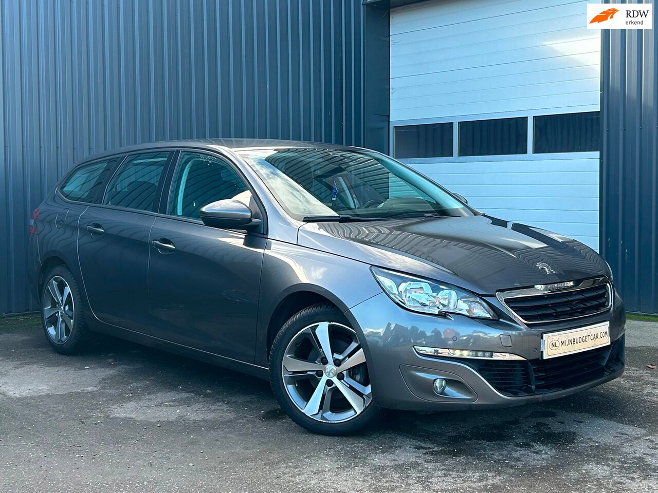 Peugeot 308 SW - 2016 Airco 1.2 Benzine Onderhoudsboekje! - AutoWereld.nl