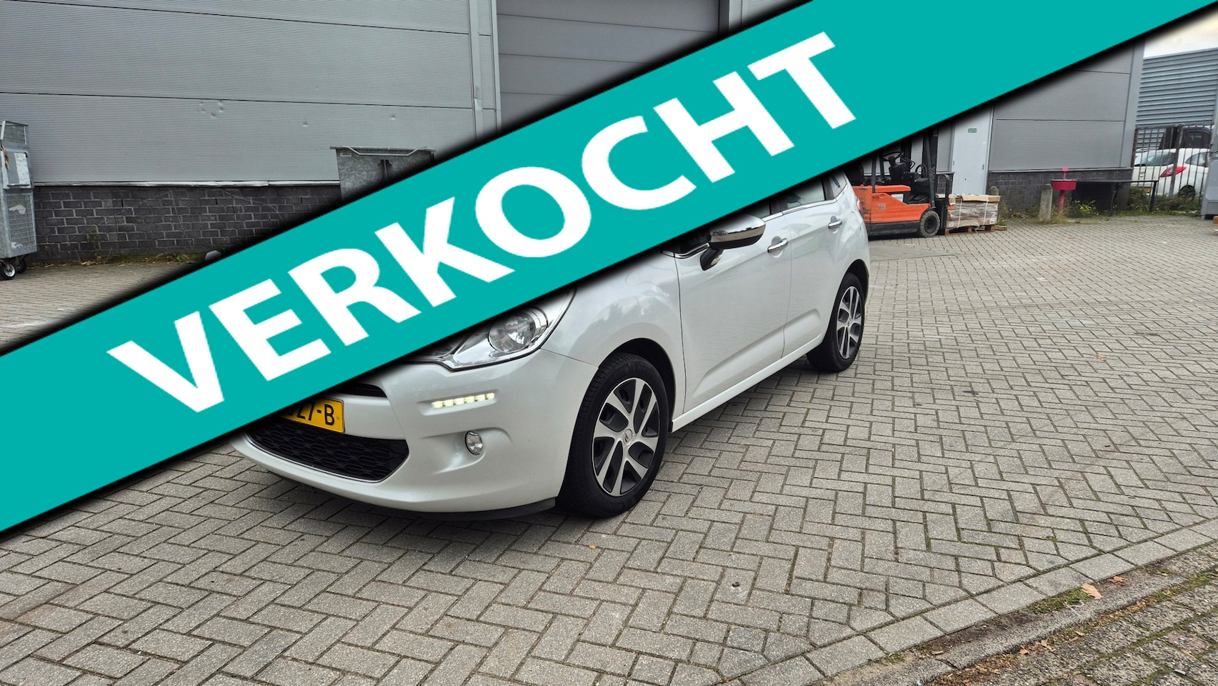 Citroën C3 - 1.2 PureTech Collection 109519 Km Eerste eigenaar. - AutoWereld.nl