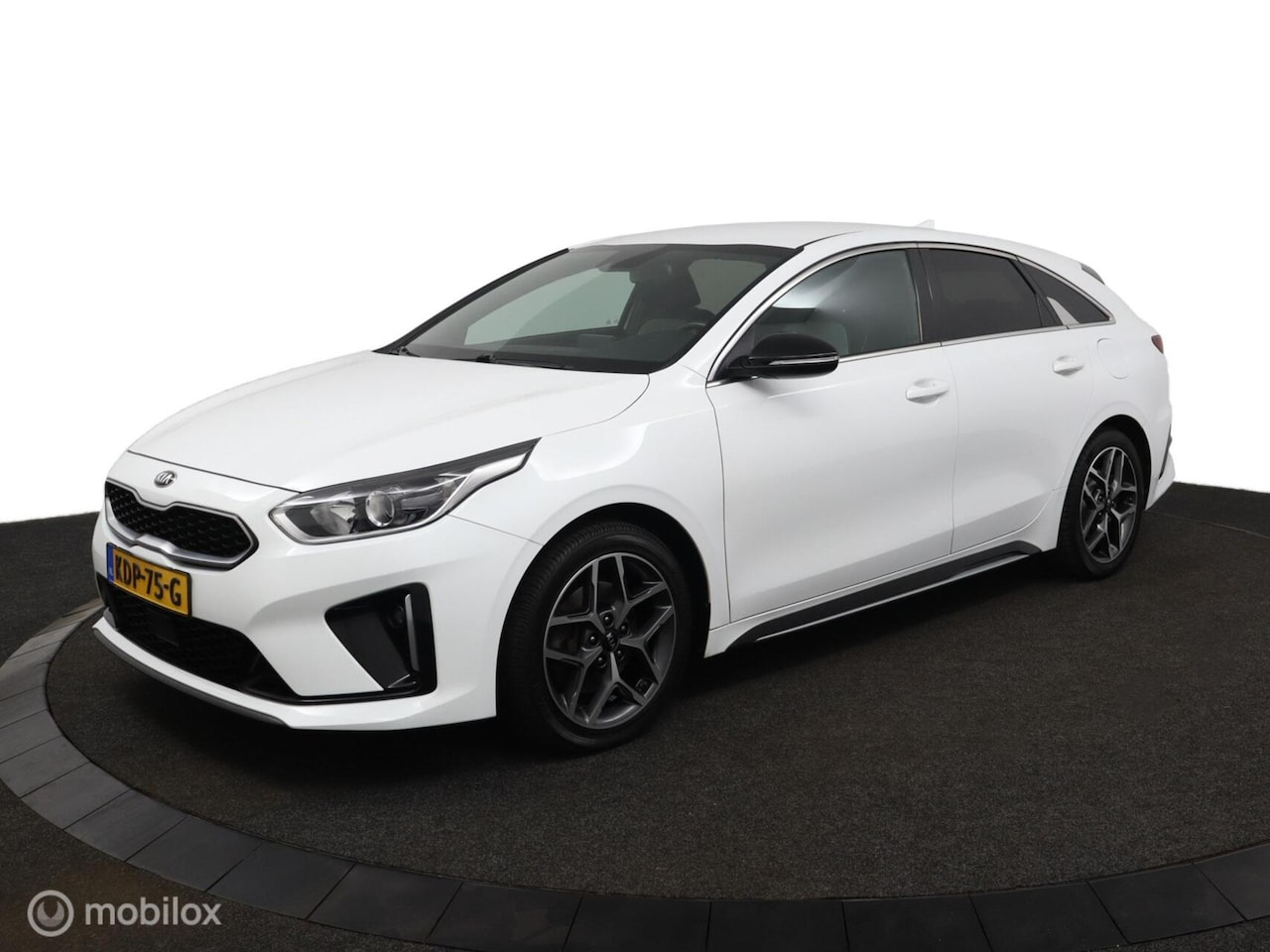 Kia Pro cee'd - 1.0 T-GDI GT-PlusLine Trekhaak Winterbanden - AutoWereld.nl