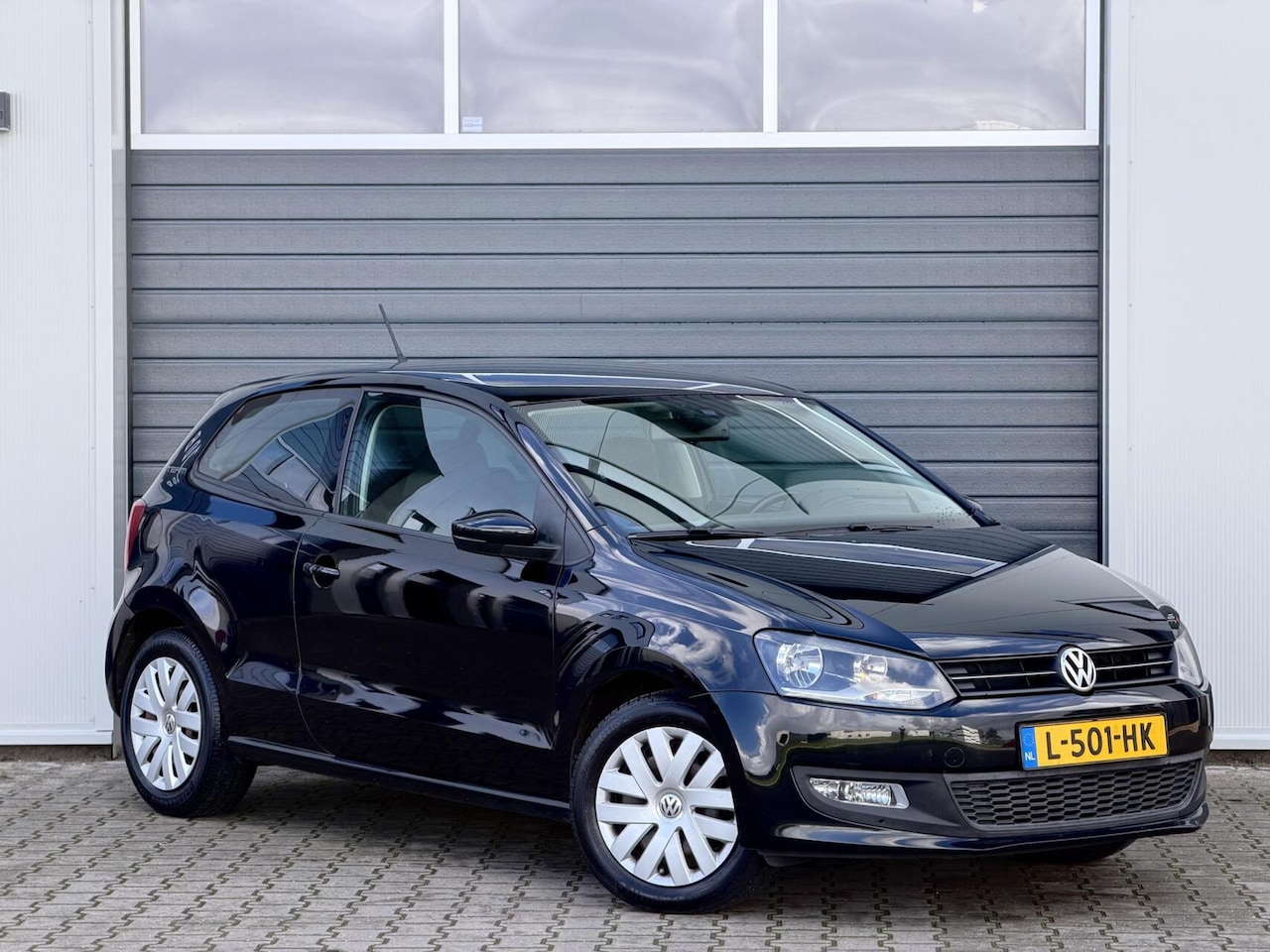 Volkswagen Polo - 1.2 Team / PDC / Cruise / Nieuwe Ketting - AutoWereld.nl