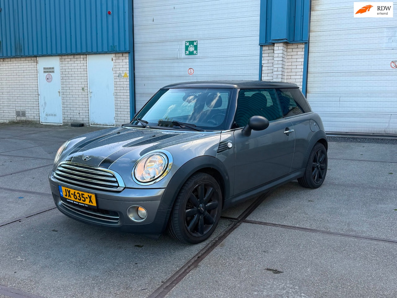 MINI 3-Deurs - 1.4 One Anniversary Business Airco! LM velgen! APK! - AutoWereld.nl