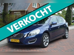 Volvo V60 - 1.6 T3 Ocean Race /dealer onderhouden
