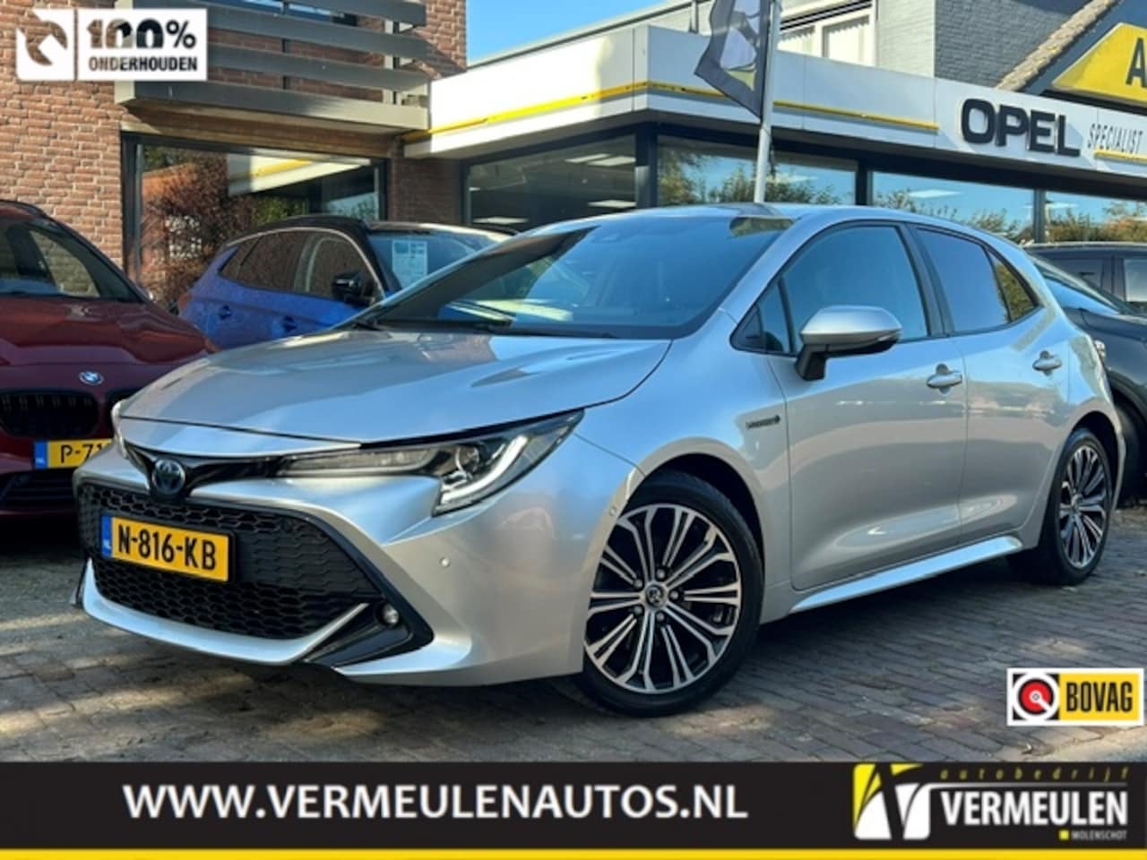 Toyota Corolla - 2.0 Hybrid 184PK Business Sport Intro Automaat + 17"/ Navi/ Clima/ Cruise/ CarPlay/ Camera - AutoWereld.nl