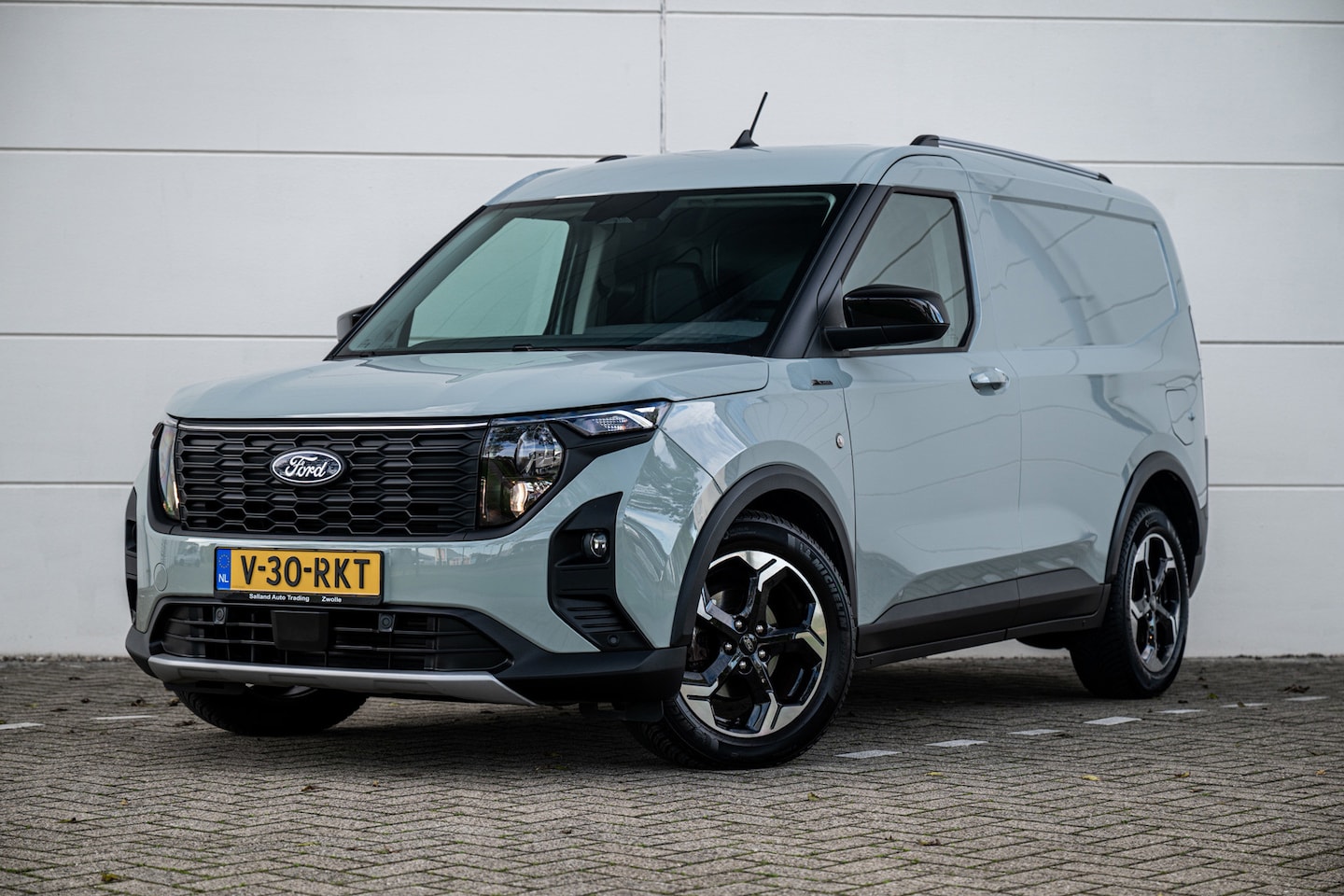 Ford Transit Courier - 1.0 EcoBoost 125pk AUT. Active |ACC|Navi|Camera|Carplay|Dodehoekdetectie| - AutoWereld.nl