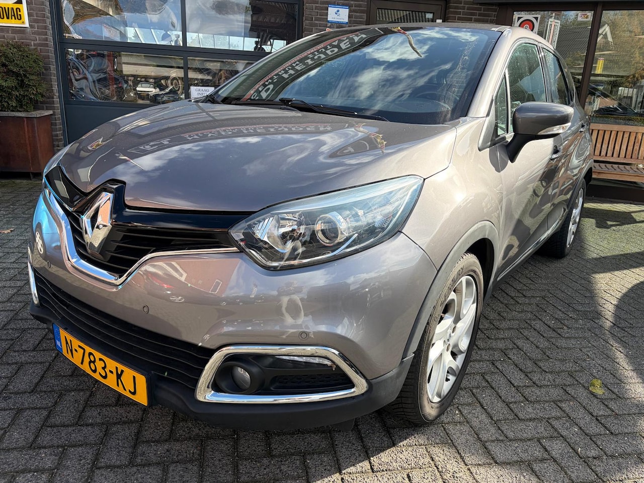 Renault Captur - 1.2 TCE Trekhaak - AutoWereld.nl