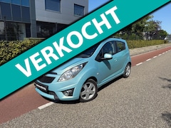 Chevrolet Spark - 1.2 16V LTZ Airco Stoelverwarming Parkeersensoren/Achter