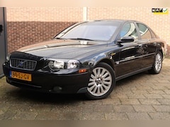 Volvo S80 - 2.4 D5 Summum *Rijklaaprijs *2e Eigenaar *NAP *Onderhouden