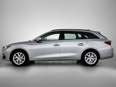 SEAT Leon Sportstourer - 1.0 TSI Style Business Intense | Trekhaak | Navi | Clima | 12 maanden BOVAG |