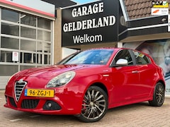Alfa Romeo Giulietta - 1.4 T Business Executive | LEDER | NAVI | CRUISE | CLIMATE | PDC | FULL-LED | FULL-OPTION