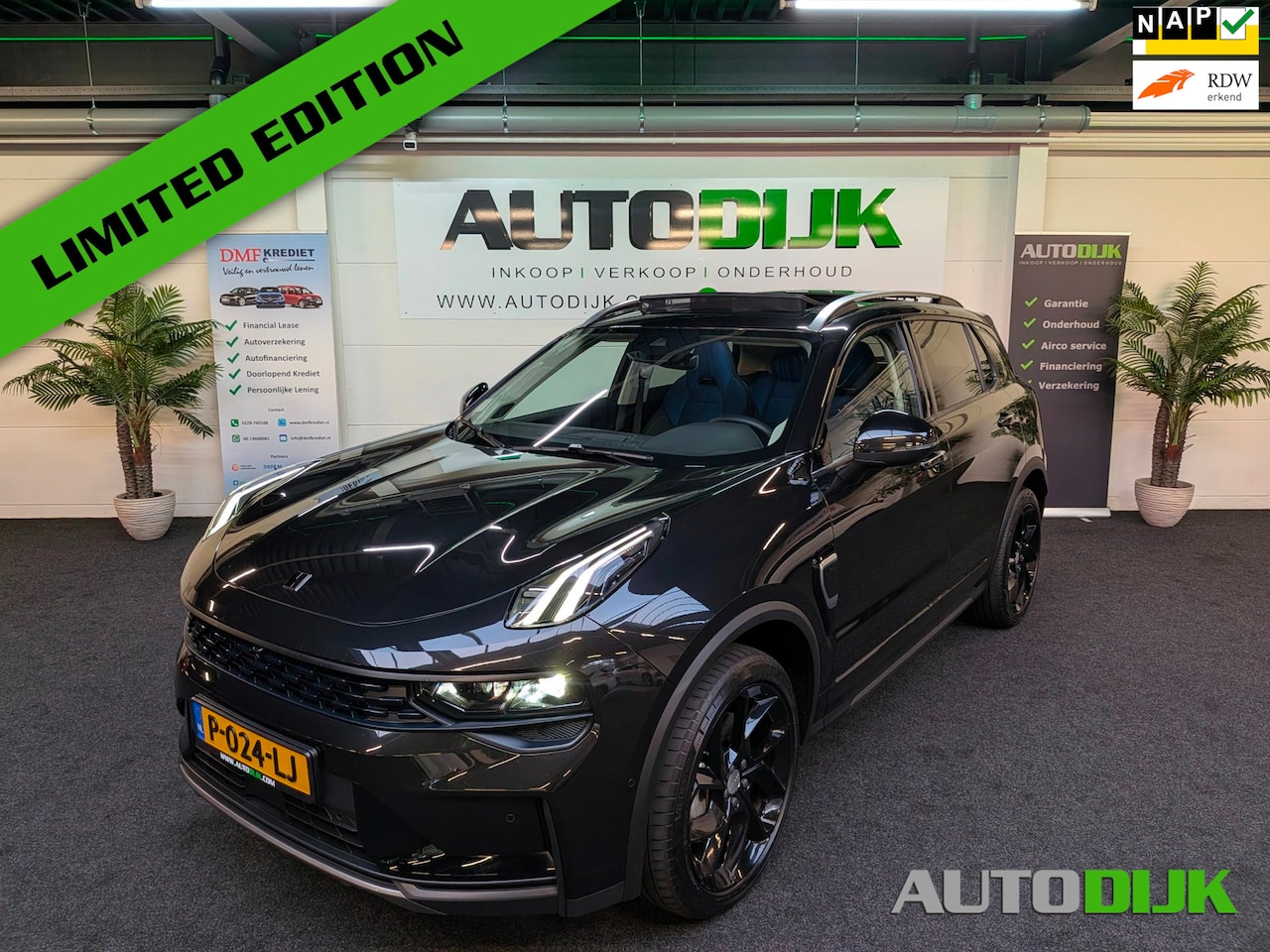 Lynk & Co 01 - 1.5 Black Edition | Full Options | Nieuwstaat - AutoWereld.nl