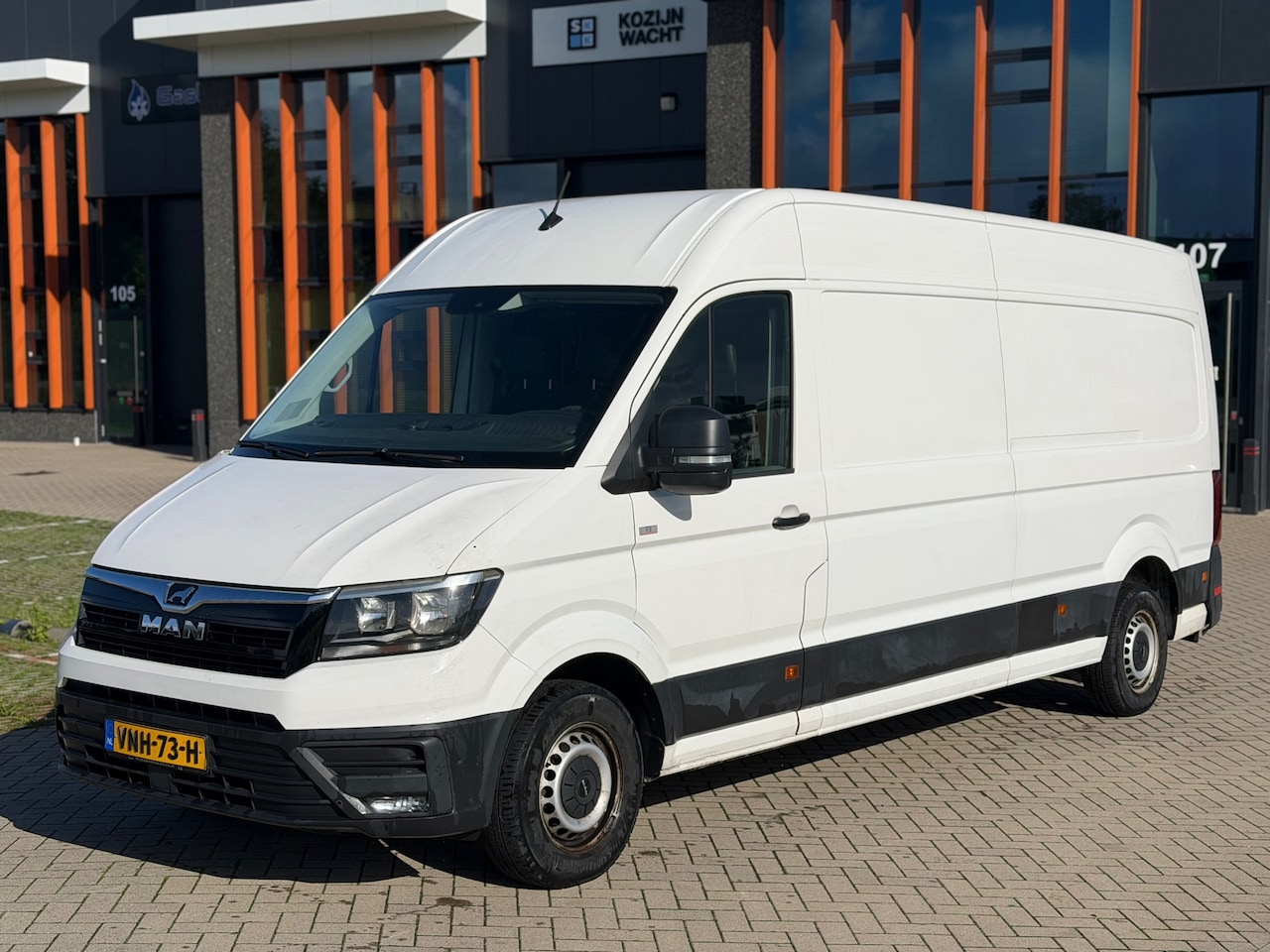 MAN TGE - 35 2.0 Lang L4 Hoog - AutoWereld.nl