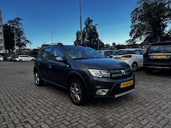 Dacia Sandero - 0.9 TCe Laureate / Lmv / Trekhaak / Cruise / Navi / Leder /