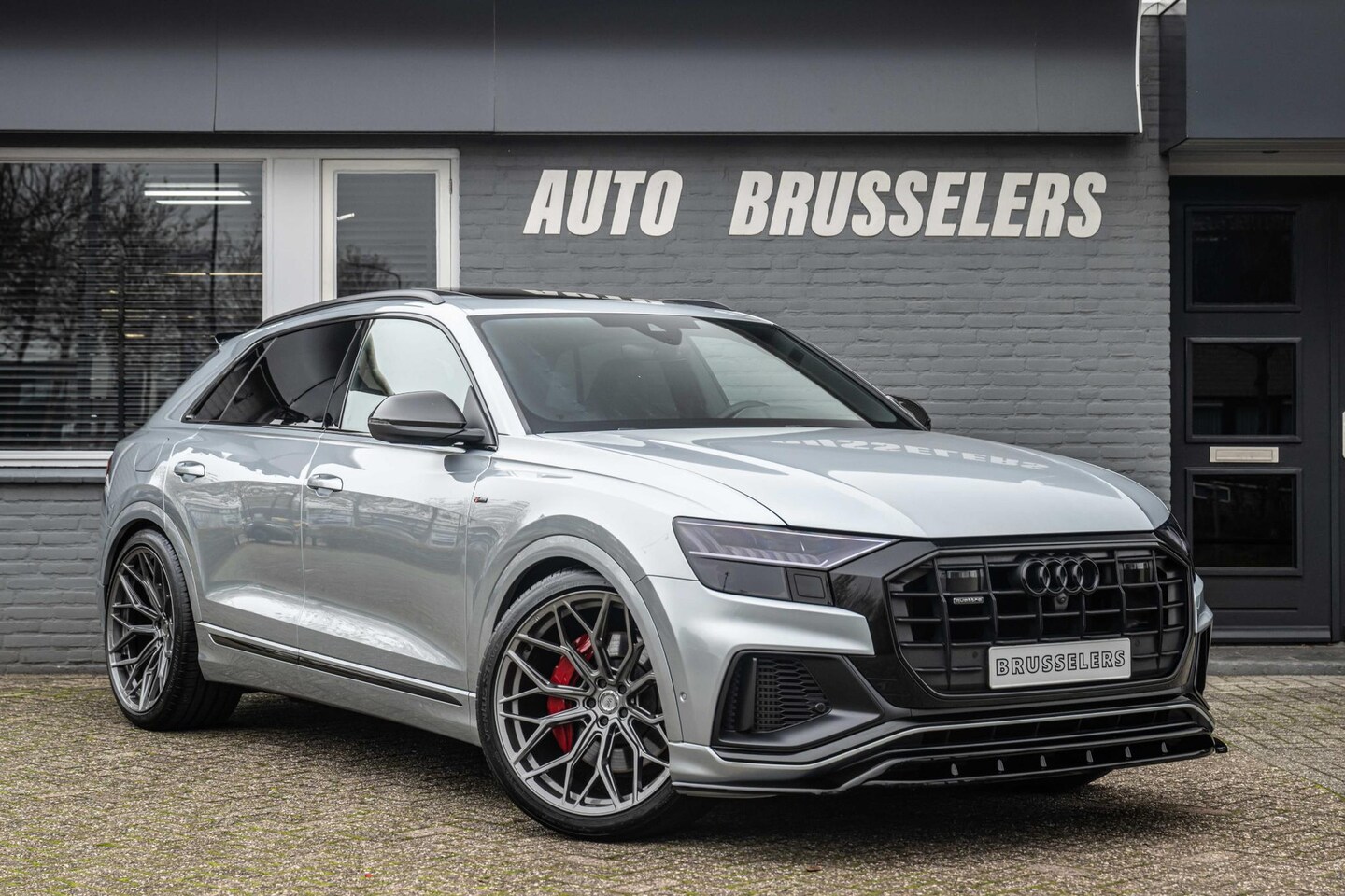 Audi Q8 - 60 TFSI e quattro Pro Line S Competition Carbon edition SQ8 style - AutoWereld.nl