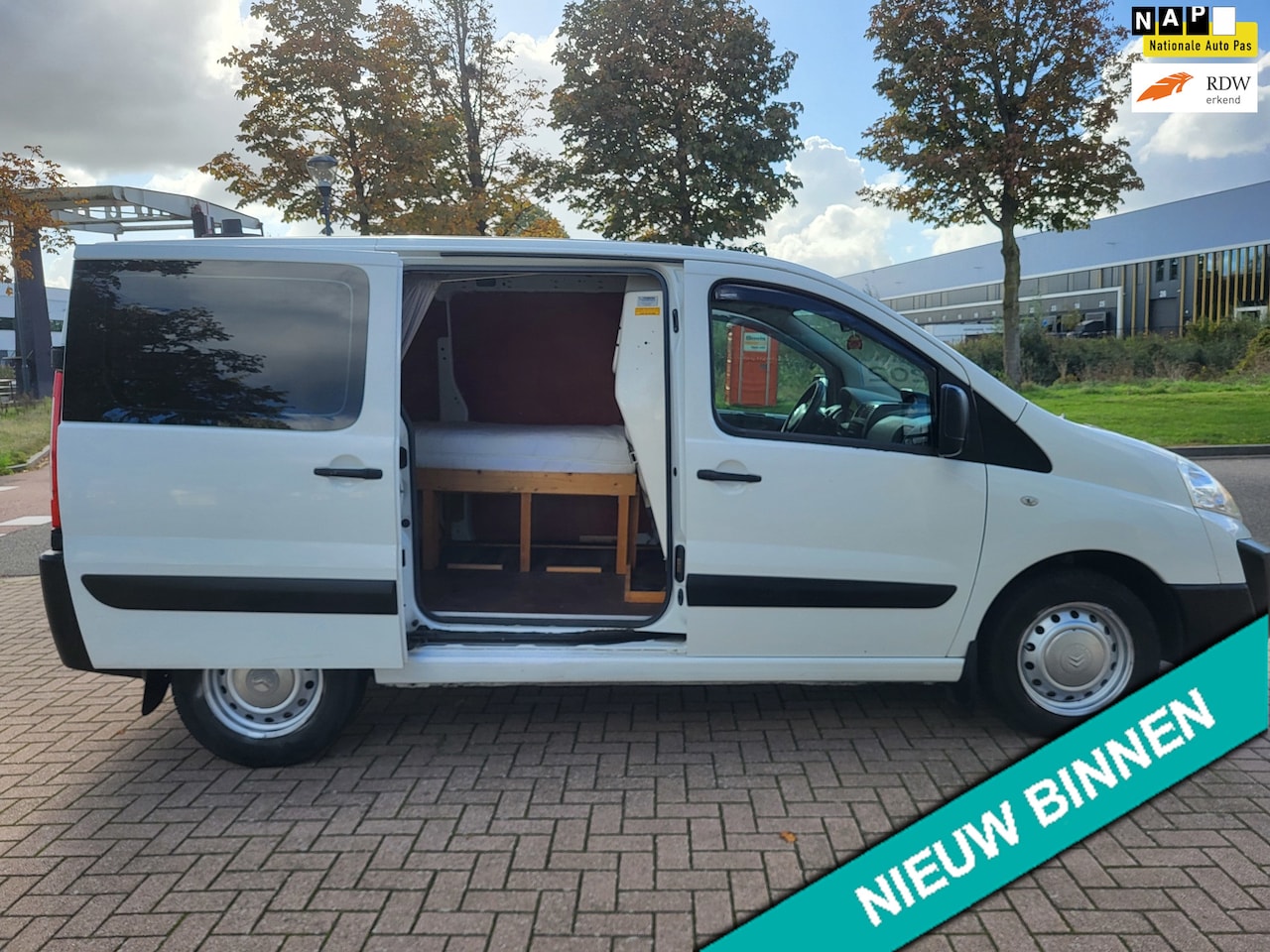 Citroën Jumpy - 12 2.0 HD, 2 SLAAPPLAATSEN,AIRCO,TREKHAAK - AutoWereld.nl
