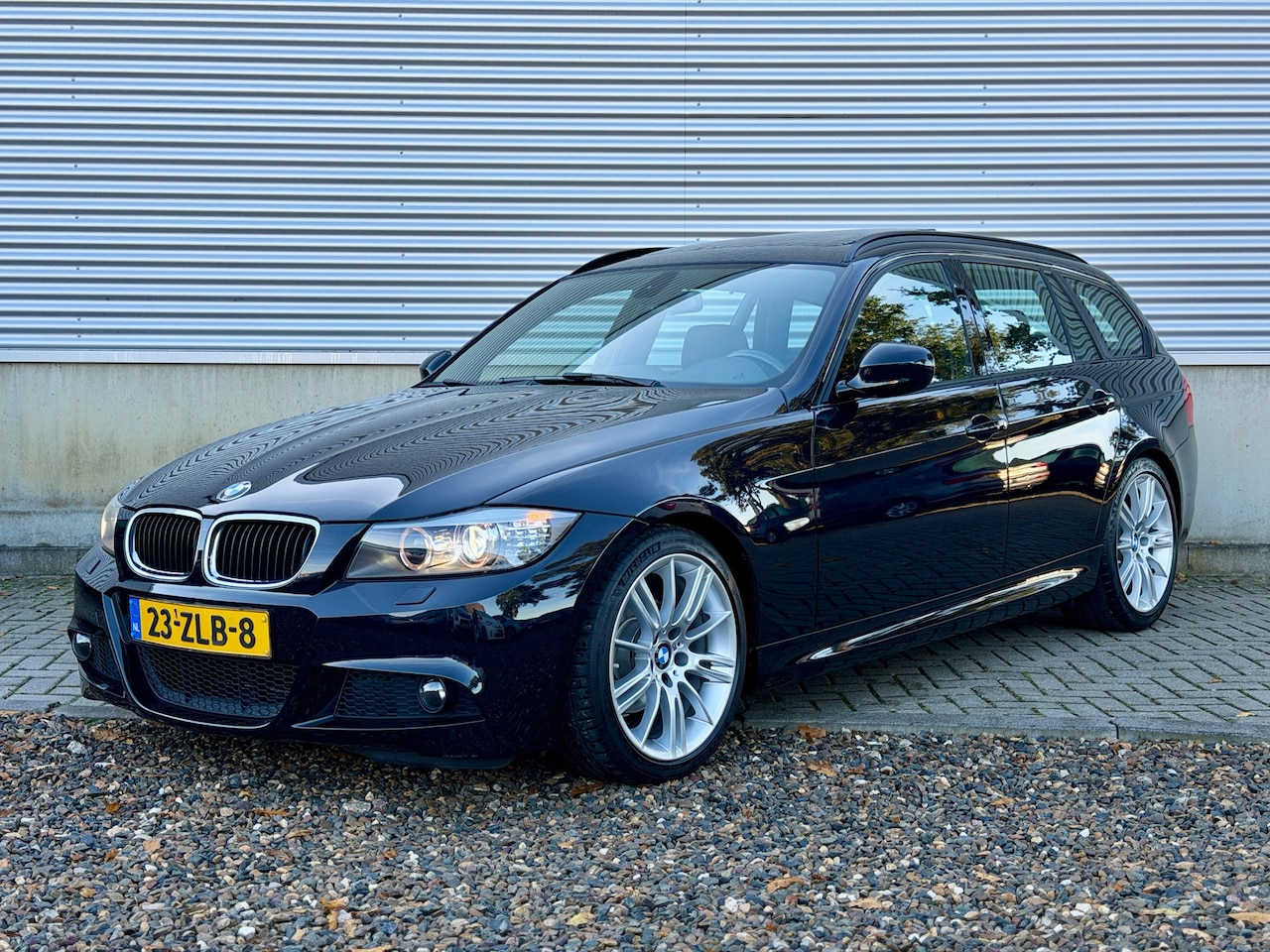 BMW 3-serie Touring - 318i M Sport Edition Automaat [ 1e eig, dealer oh, Panodak ] - AutoWereld.nl