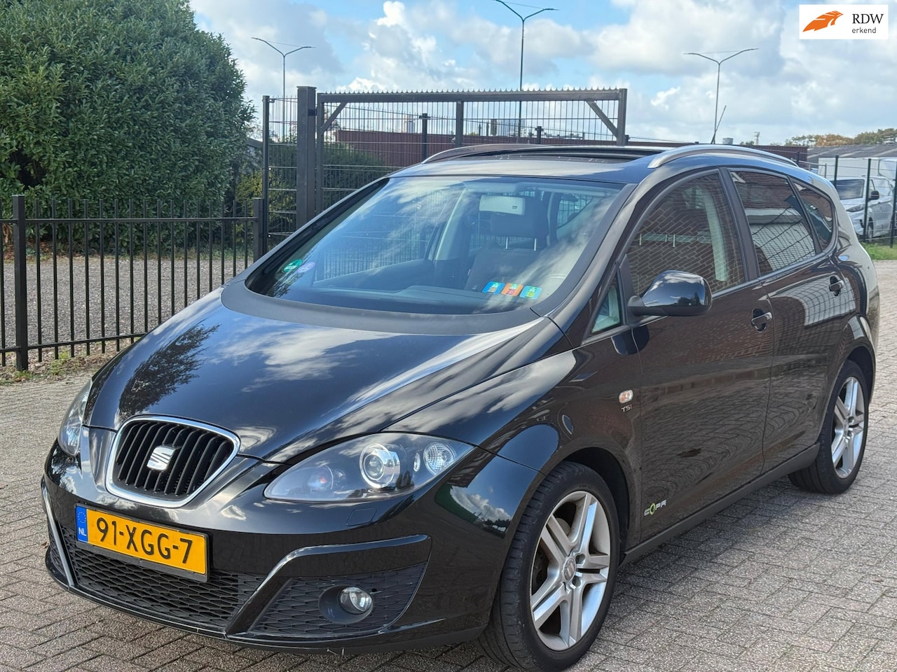 SEAT Altea XL - 1.2 TSI Ecomotive Businessline COPA 1.2 TSI Ecomotive Businessline COPA Pano - AutoWereld.nl