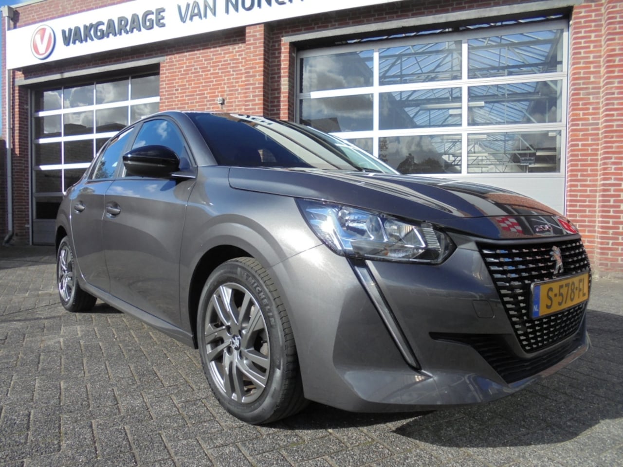 Peugeot 208 - 1.2 PT Active Pack||Airco||Navi|Apple||Rijklaar|| - AutoWereld.nl