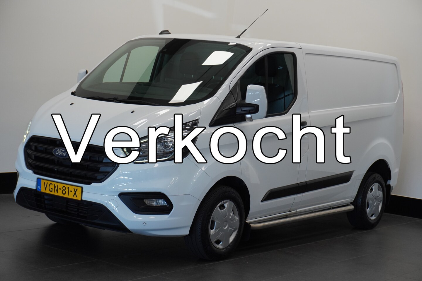 Ford Transit Custom - 2.0 TDCI EURO 6 - Airco - Navi - Cruise - €13.900,- Excl. - AutoWereld.nl