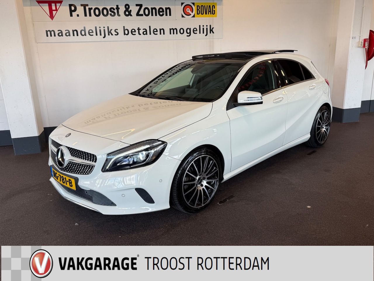 Mercedes-Benz A-klasse - 180 Sport AMG | Panoramadak | Nederlands geleverd | Navigatie | Cruise control | Climate c - AutoWereld.nl