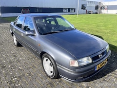 Opel Vectra - 2.5 V6 CD Automaat / APK / NAP / Airco / Stoelverwarming / Trekhaak /