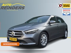 Mercedes-Benz B-klasse - 220 Automaat 190pk Launch Edition Premium Plus + Camera/ Trekhaak/ Panoramadak/ Nieuwstaat