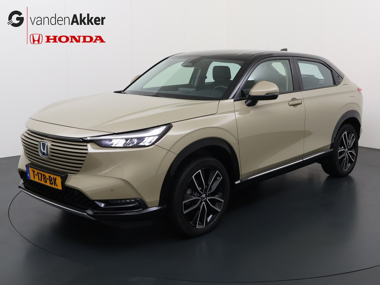 Honda HR-V - Hybrid 1.5 e:HEV Advance eCVT Two-Tone Trekh. // Rijklaarprijs incl 24 maanden garantie - AutoWereld.nl