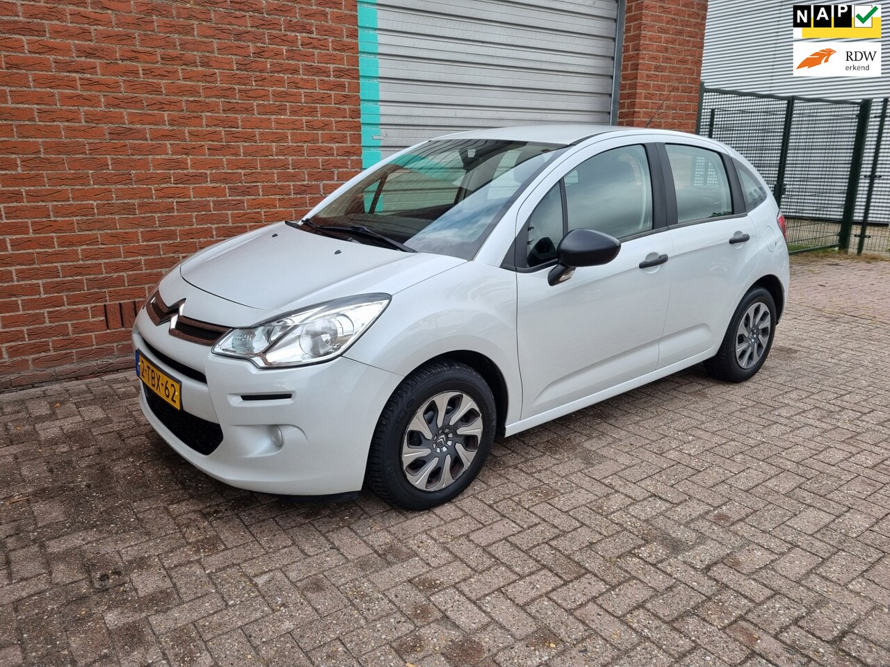 Citroën C3 - 1.0 VTi Attraction 5-Drs airco! Bj:2014 NAP! - AutoWereld.nl