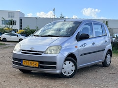 Daihatsu Cuore - 1.0-12V Tokyo/ STUURBEKRACHTEGING