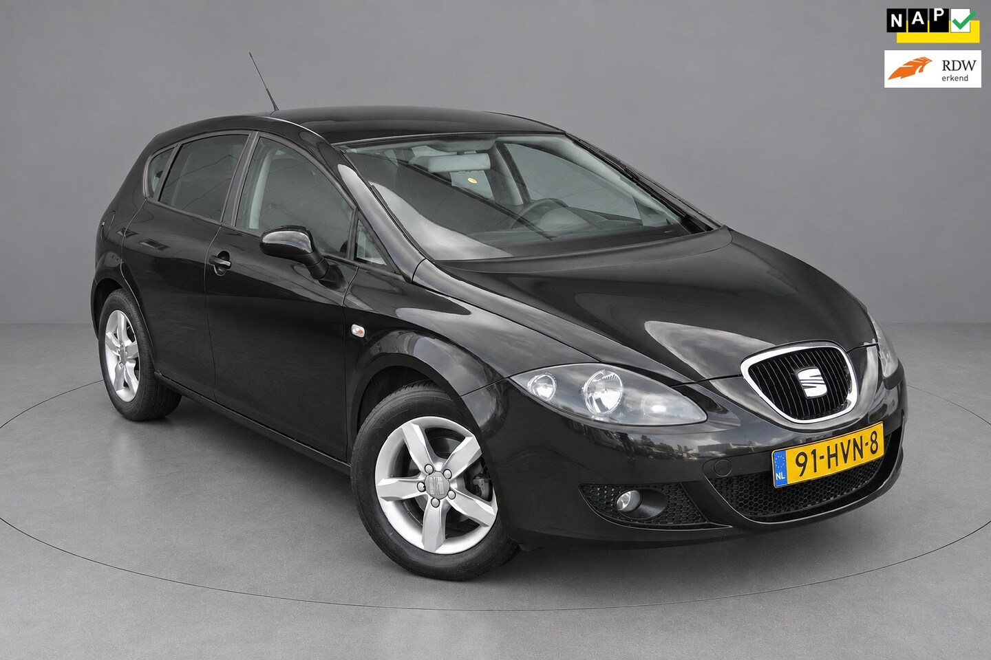 SEAT Leon - Airco|Cruise|Trekhaak|2e eigenaar! - AutoWereld.nl