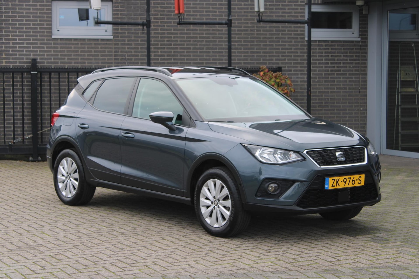 SEAT Arona - 1.0 TSI Style Business Intense Camera/Clima/Adaptive - AutoWereld.nl