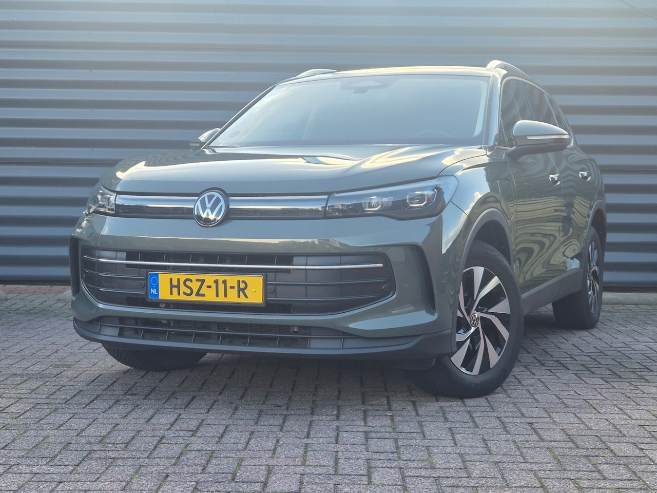 Volkswagen Tiguan - 1.5 eHybrid Life Edition 1.5 eHybrid Life Edition - AutoWereld.nl