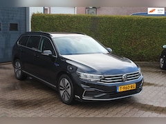 Volkswagen Passat Variant - 1.4 TSI PHEV GTE Business trekhaak, dealer onderhouden