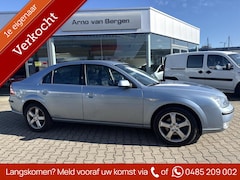 Ford Mondeo - 1.8-16V Platinum, climatronic, cruisecontrol, trekhaak, nieuwe APK