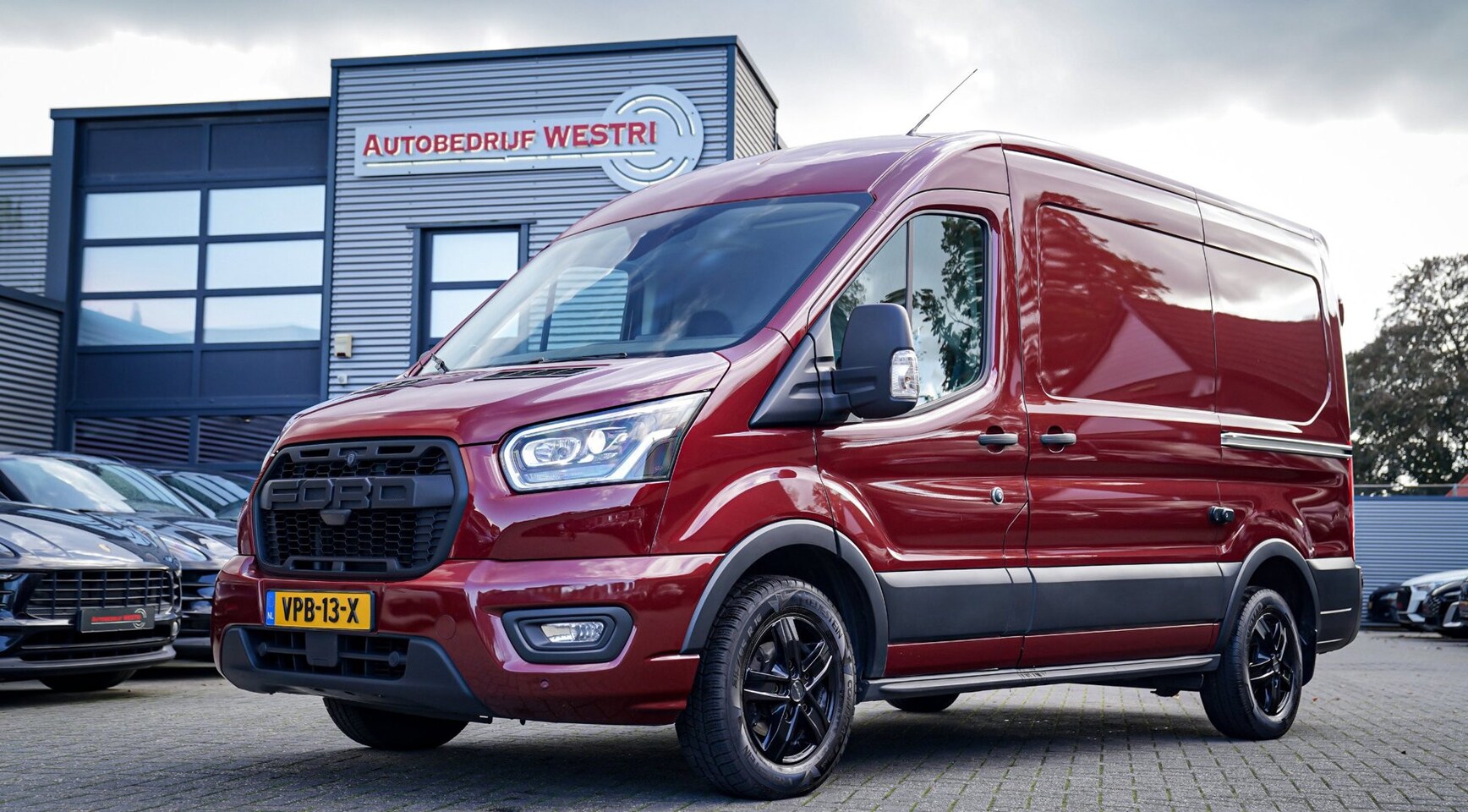Ford Transit Custom - 320 2.0 TDCI L2H2 Limited | Camera | Apple Carplay | 3 Zitplaatsen | Multifunctioneel stuu - AutoWereld.nl