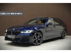 BMW 5-serie Touring - 530e xDrive Business Edition Plus M Sport | Panoramadak | Stoelverwarming | Stuurverwarmin