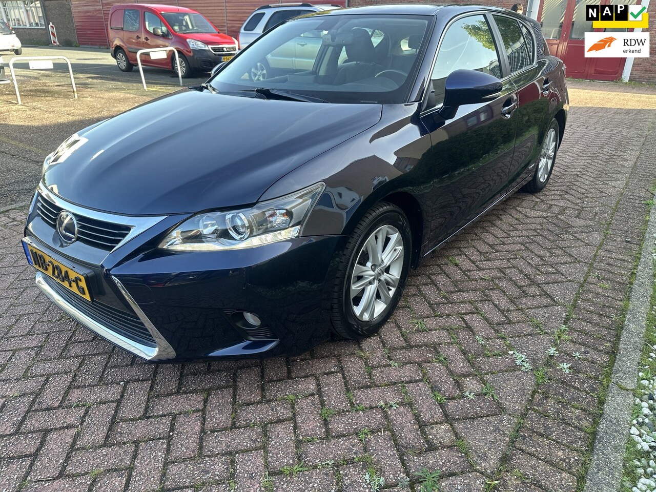 Lexus CT 200h - Business Line NAVI LEER CAMERA DEALER OH NAP - AutoWereld.nl