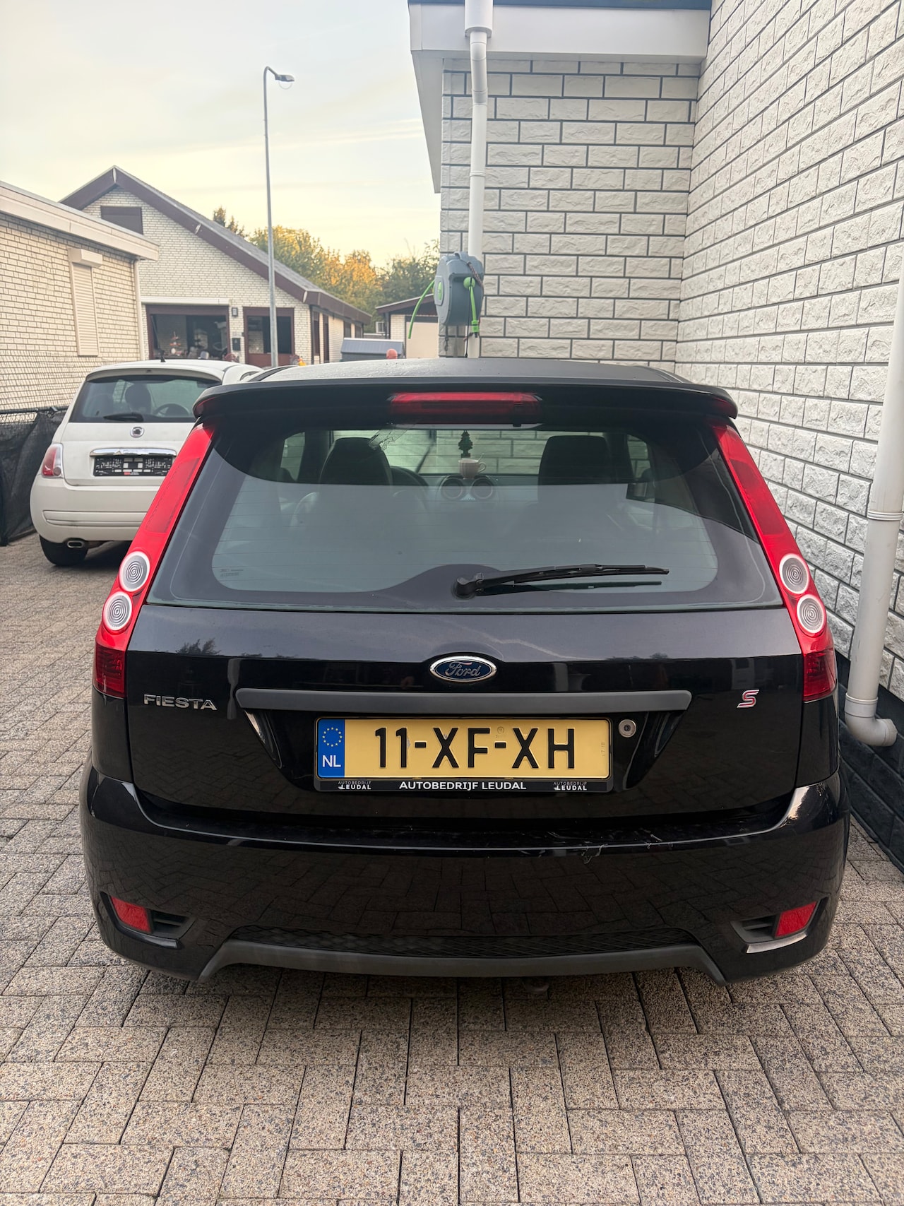Ford Fiesta - 1.6-16V Futura - AutoWereld.nl
