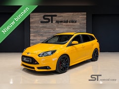 Ford Focus Wagon - 2.0 EcoBoost ST-3|Super netjes