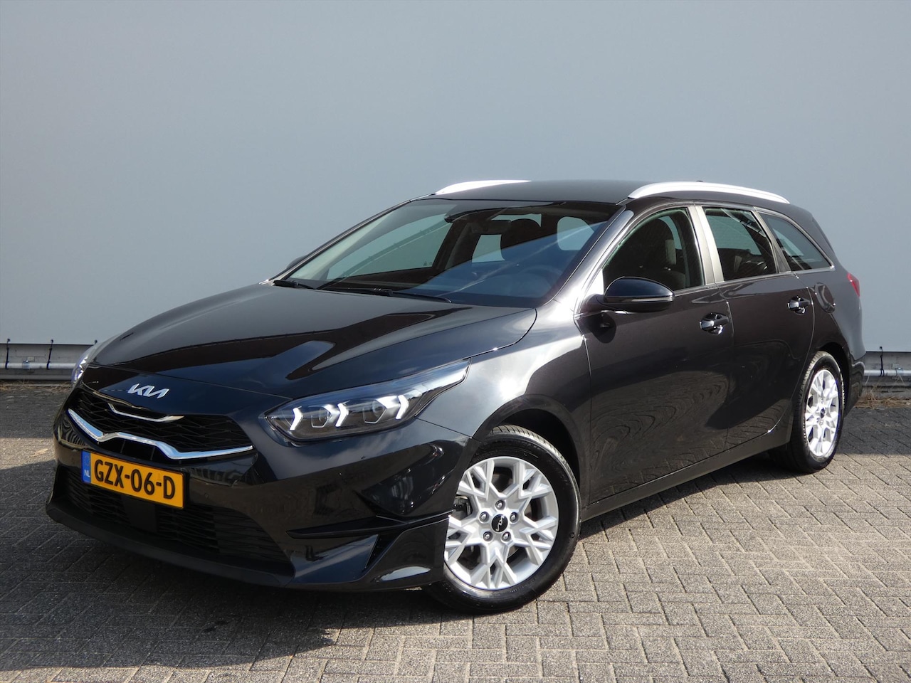 Kia Cee'd Sportswagon - Ceed Sw 1.5 T-GDi 140pk DCT7 DynamicLine - AutoWereld.nl