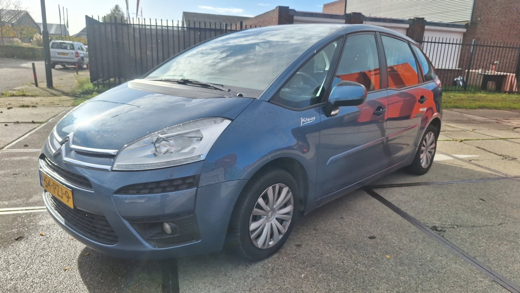 Citroën C4 Picasso - 1.6 VTi Attraction 1.6 VTi Attraction - AutoWereld.nl