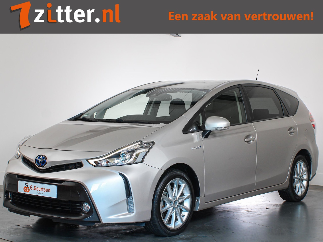 Toyota Prius - 1.8 Business Plus 7-Persoons Head-Up, Stoelverwarming, Cruise Control, Camera - AutoWereld.nl